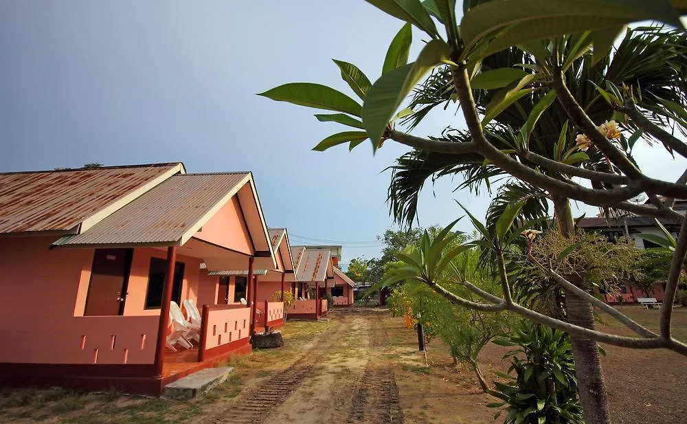 Gypsy Bungalow Ko Phi Phi 3*,  Thailand